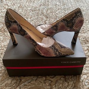 Vince Camuto womens shoes